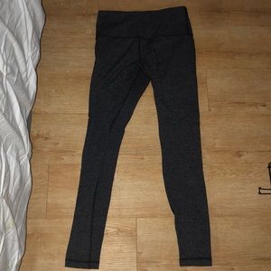 LuluLemon Size 6 Patterned Leggings